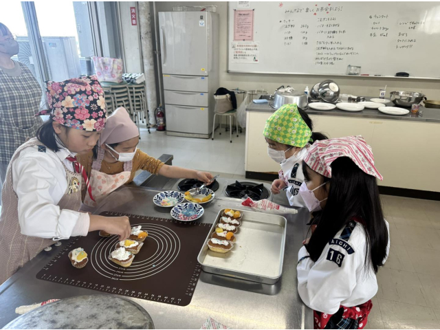 カップケーキ作成中