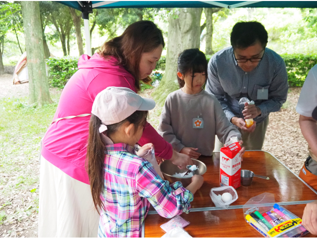 お誘い集会おやつを仕込みます