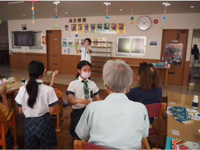 お年寄りの目線で