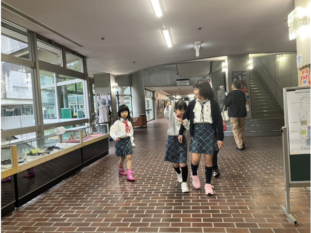 呼び込み隊　出動！