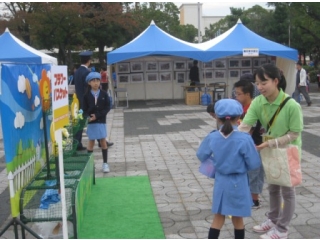 参加賞のラムネをどうぞ。