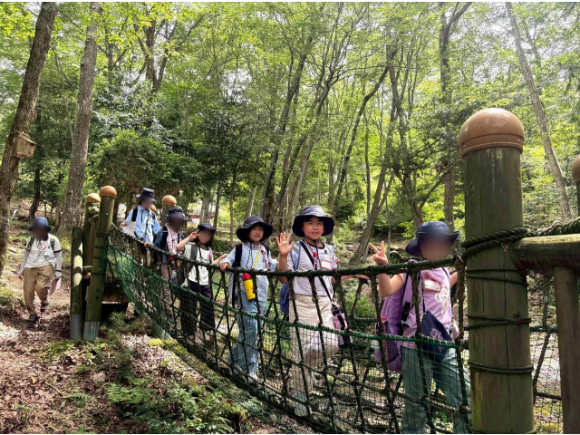 ポイントは山の中！吊り橋やアスレチックにも挑みました