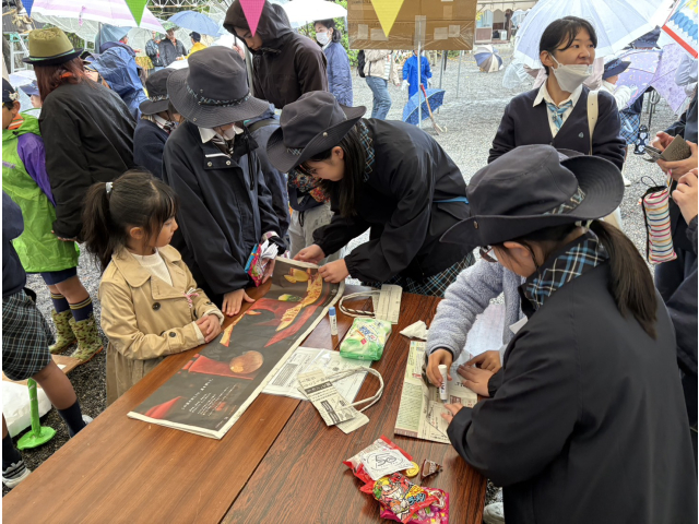 新聞紙エコバック作り